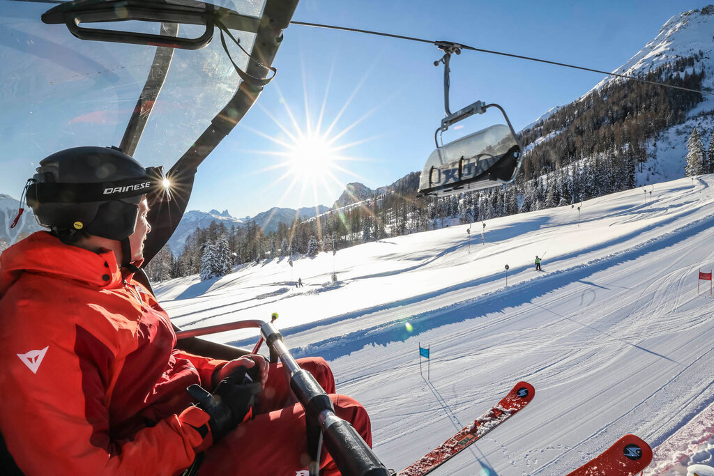 EB0AC321 7AFF 44EC 86CA 1CE746BDA4D5