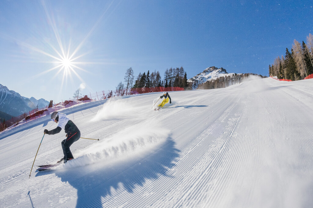 ©wisthaler.com 22 03 Carezza Ski  HW67345