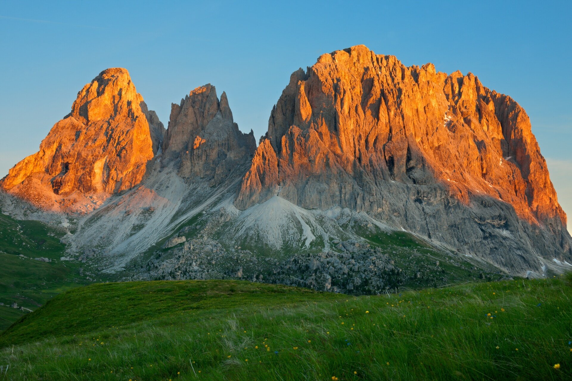 Stage 3 Dolomiti Trek King In Autumn   Sassolungo